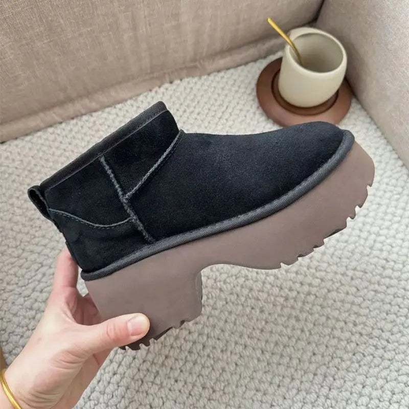 Women's Classic Ultra Mini New Heights Chestnut - Casual Cotton Style